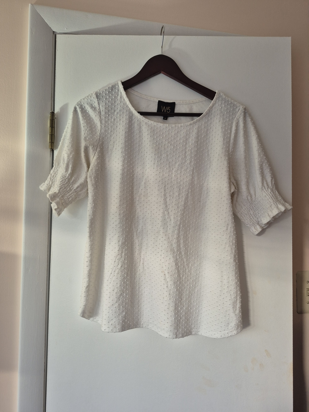W5 Cream Textured Short Sleeve Scoop Neck Blouse